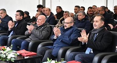 Vali Ustaoğlu, Bandırma'da Damızlık Koç Satış Törenine Katıldı