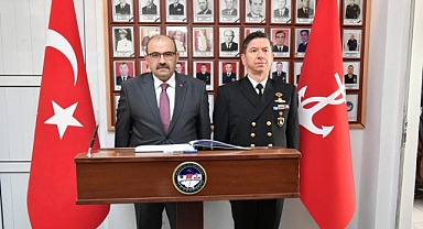 Vali İsmail Ustaoğlu, Erdek Deniz Üs ve Garnizon Komutanı Dz.Alb. Ufuk Kartalkayası'nı Ziyaret Etti
