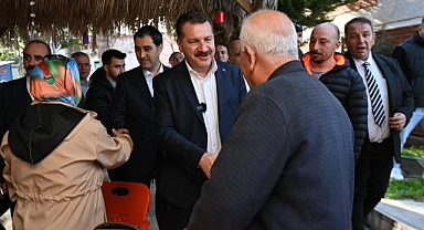 Yücel Yılmaz, Edremit Esnafı ve Vatandaşlarıyla Buluştu