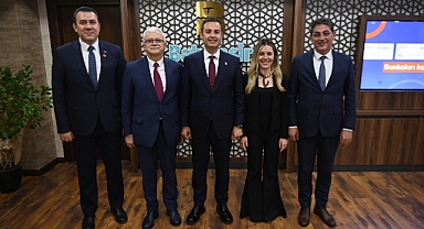 Başkan Deveciler, CHP Grup Başkan Vekili Olarak Yeniden Seçildi