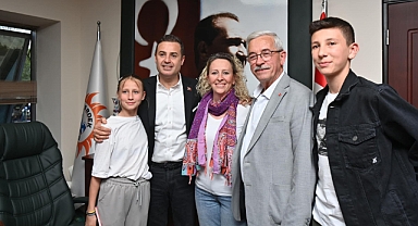 Başkan Karışık Başkan Akın’ı ağırladı