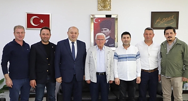 CHP Gönen Belediye Başkanı Palaz'a Esnaf ve STK Temsilcilerinden Nazik Ziyaret