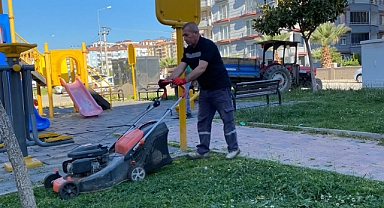 Edremit Belediyesi Baharın Gelmesiyle Park ve Yeşil Alanlarda Çalışmalarını Hızlandırdı