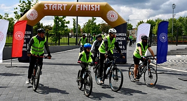 Balıkesir’de Pedallar Sağlık İçin Çevirildi