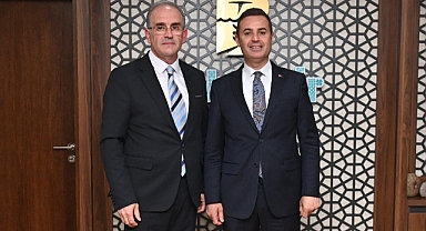 Bandırma Onyedi Eylül Üniversitesi Rektörü Başkan Akın'ı Ziyaret Etti