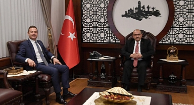 Başkan Ahmet Akın'dan Vali İsmail Ustaoğlu’na Davet