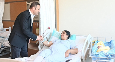 Başkan Akın; Hem Annelerin Hem De Hemşirelerin Gününü Kutladı