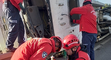 Burhaniye'de Beton Mikseri Devrildi: 1 Ölü, 1 Yaralı