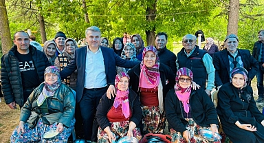 Canbey; “Güzel Şehrimiz Balıkesir Hayırda Yarışıyor”