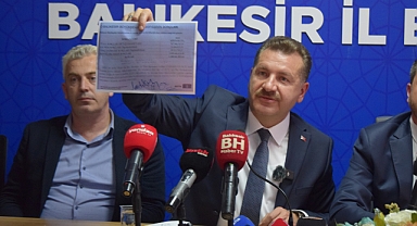 Eski Başkan Yılmaz'dan Ahmet Akın'a 'Borç' Yanıtı: 