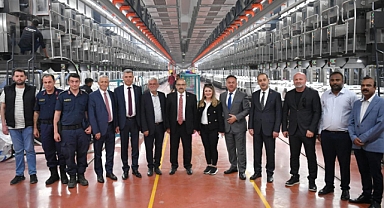 Vali İsmail Ustaoğlu'ndan Karesi Tekstil'e Ziyaret