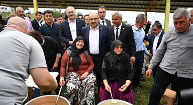 Vali Ustaoğlu Bozen Mahallesi Köy Hayrı'na Katıldı