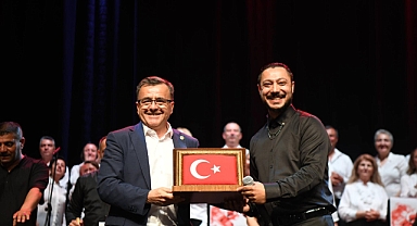 Altıeylül Alaturka Türk Müziği Topluluğu'ndan Muhteşem Konser
