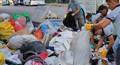 Altıeylül Temizlik İşleri Müdürlüğü, İlçede Temizlik Çalışmalarını Aralıksız Sürdürüyor