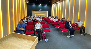 Altıeylül ve Karesi Gençlik ve Spor İlçe Müdürlükleri Çalışanlarına Bağımlılıklarla Mücadele Eğitimi Verildi