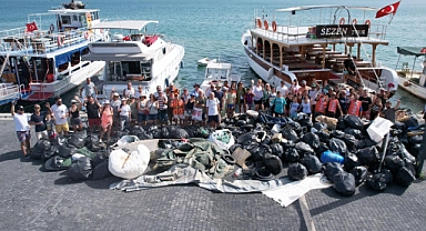 Ayvalık Adaları Temizlendi, Yüzlerce Gönüllü Seferber Oldu