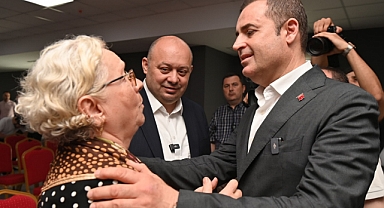 Balıkesir Büyükşehir Belediye Başkanı Ahmet Akın, Halk Gününde Gönenli Hemşehrileriyle Bir Araya Geldi