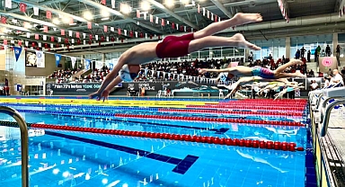 Balıkesir’de Türkiye Yüzme Federasyonu 10 Yaş Ulusal Gelişim Projesi Müsabakaları Başladı