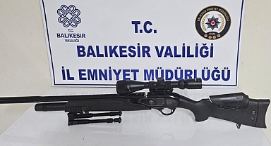 Balıkesir Emniyeti'nden Büyük Operasyon: Yüzlerce Şahıs Sorgulandı, Çok Sayıda Uyuşturucu ve Silah Ele Geçirildi