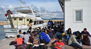 Balıkesir İl Jandarma Komutanlığı Göçmen Kaçakçılığı ile Mücadelede Başarı Sağladı