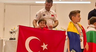 Balıkesir'in Satranç Dahisi Avrupa'da Zirveye Çıktı
