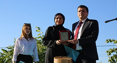 Balıkesir Üniversitesi İvrindi Sağlık Hizmetleri Meslek Yüksekokulu Mezuniyet Töreni Gerçekleştirildi