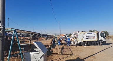 Bandırma Belediyesi, Hayvan Pazarının Temizliğine Devam Ediyor