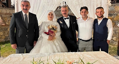 Başkan Orhan Gaga, Belediye Personelinin Nikahını Kıydı