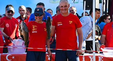 Erdek'te Uluslararası Avrupa Afrika Zıpkınla Balık Avı Şampiyonası Sona Erdi