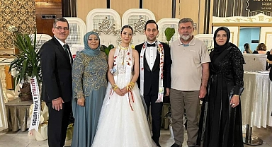 İsmail Cankul, AK Parti Balıkesir İl Kadın Kolları Başkanının Oğlunun Düğününde