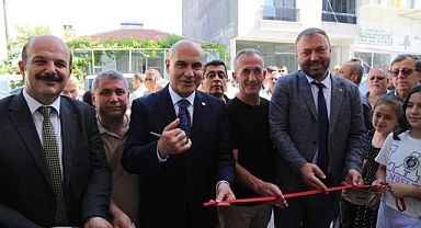 İvrindi'de Betül Butik'in Açılışı Gerçekleştirildi