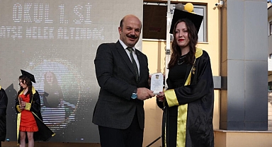 İvrindi'de İlk Mezuniyet Coşkusu