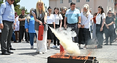 Karesi Belediyesi'nde Acil Durum Planı Deprem ve Yangın Eğitimi