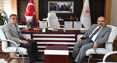 Vali İsmail Ustaoğlu, Çevre, Şehircilik ve İklim Değişikliği İl Müdürlüğü’nü Ziyaret Etti