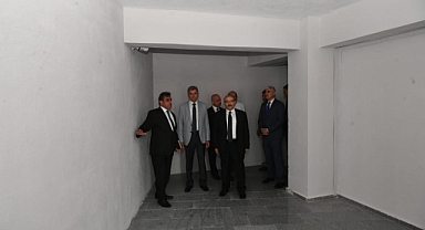 Vali İsmail Ustaoğlu, Gönen Anadolu İmam Hatip Lisesi Öğrenci Yurdu’ndaki Tadilat İnşaatını İnceledi