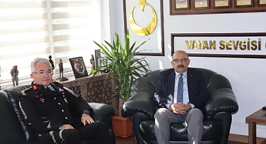 Vali İsmail Ustaoğlu’ndan Tümgeneral Nurettin Alkan’a Taziye Ziyareti