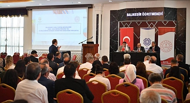 Vali Ustaoğlu Başkanlığında İl Milli Eğitim Danışma Komisyonu Sene Sonu Toplantısı Yapıldı