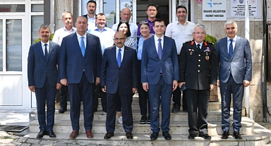 Vali Ustaoğlu, Bigadiç Belediye Başkanlığı'nı Ziyaret Etti