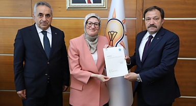 Vekil Uygur’a Ziyaretçi Akını