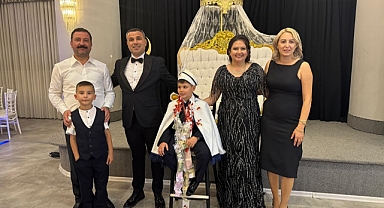 Vekil Yüksel,Sünnet Merasimine Katıldı