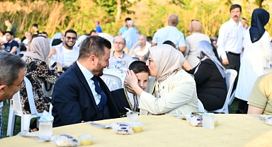 AK Parti'li Uygur, İl Başkanı Aydemir’in Yeğeninin Sünnet Törenine Katıldı