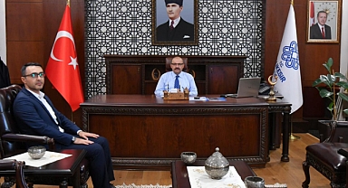 Balıkesir Basın İlan Kurumu Müdürü Halil İbrahim Parlak'tan Vali Ustaoğlu'na Veda Ziyareti