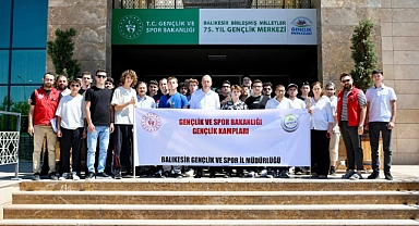 Balıkesir'den Gençler Tarih, Kültür ve Medeniyet Kamplarına Uğurlandı