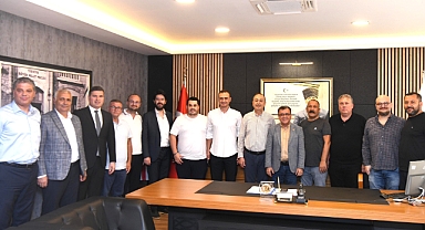 Balıkesirspor Yönetimi Altıeylül Belediye Başkanı Hakan Şehirli'yi Ziyaret Etti