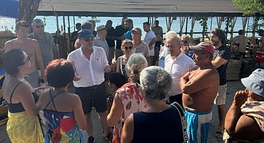 Başkan Dinçer, Avşa ve Yiğitler’de Aşure Dağıttı ve Kadın Tezgahlarını Ziyaret Etti