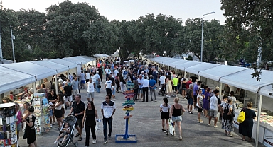 Burhaniye'de 5. Kitap Fuarı ve Sanat Etkinlikleri Başlıyor