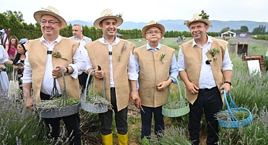 Burhaniye'de Aromaterapi Festivali Başladı