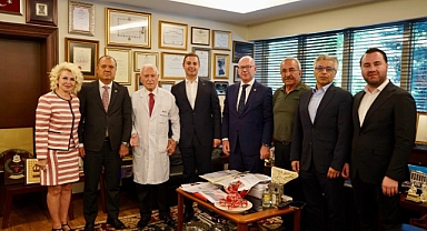 CHP Heyeti, Başkent Üniversitesi'nde Prof. Dr. Mehmet Haberal'ı Ziyaret Etti