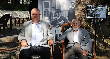 Edremit Belediye Başkanı Mehmet Ertaş, Kore Gazisi Ahmet Amca İle Buluştu