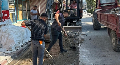 Edremit Belediyesi'nden Yol Düzenleme Çalışmaları